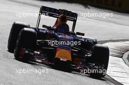 Daniil Kvyat (RUS) Red Bull Racing RB11. 13.03.2015. Formula 1 World Championship, Rd 1, Australian Grand Prix, Albert Park, Melbourne, Australia, Practice Day.