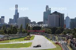 Romain Grosjean (FRA) Lotus F1 E23. 13.03.2015. Formula 1 World Championship, Rd 1, Australian Grand Prix, Albert Park, Melbourne, Australia, Practice Day.
