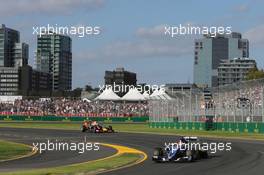 Felipe Nasr (BRA) Sauber C34. 15.03.2015. Formula 1 World Championship, Rd 1, Australian Grand Prix, Albert Park, Melbourne, Australia, Race Day.