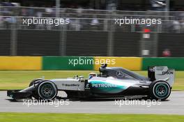 Lewis Hamilton (GBR) Mercedes AMG F1 W06. 14.03.2015. Formula 1 World Championship, Rd 1, Australian Grand Prix, Albert Park, Melbourne, Australia, Qualifying Day.