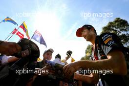 Daniel Ricciardo (AUS), Red Bull Racing  14.03.2015. Formula 1 World Championship, Rd 1, Australian Grand Prix, Albert Park, Melbourne, Australia, Qualifying Day.