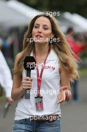 Cristina Gullon (MEX) Canal F1 TV Presenter. 15.03.2015. Formula 1 World Championship, Rd 1, Australian Grand Prix, Albert Park, Melbourne, Australia, Race Day.