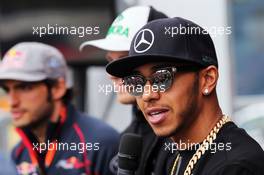 Lewis Hamilton (GBR) Mercedes AMG F1  on the Autograph Stage. 15.03.2015. Formula 1 World Championship, Rd 1, Australian Grand Prix, Albert Park, Melbourne, Australia, Race Day.