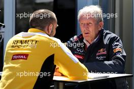 Cyril Abiteboul (FRA), Renault Sport and Dr Helmut Marko (AUT) Red Bull Motorsport Consultant  15.03.2015. Formula 1 World Championship, Rd 1, Australian Grand Prix, Albert Park, Melbourne, Australia, Race Day.