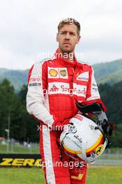 Sebastian Vettel (GER) Ferrari stops on the circuit in the first practice session. 19.06.2015. Formula 1 World Championship, Rd 8, Austrian Grand Prix, Spielberg, Austria, Practice Day.