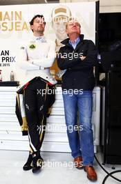 (L to R): Jolyon Palmer (GBR) Lotus F1 Team Test and Reserve Driver with his father Jonathan Palmer (GBR). 19.06.2015. Formula 1 World Championship, Rd 8, Austrian Grand Prix, Spielberg, Austria, Practice Day.