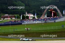 Lewis Hamilton (GBR) Mercedes AMG F1 W06. 19.06.2015. Formula 1 World Championship, Rd 8, Austrian Grand Prix, Spielberg, Austria, Practice Day.