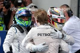 Lewis Hamilton (GBR), Mercedes AMG F1 Team and Nico Rosberg (GER), Mercedes AMG F1 Team  21.06.2015. Formula 1 World Championship, Rd 8, Austrian Grand Prix, Spielberg, Austria, Race Day.