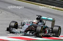 Lewis Hamilton (GBR) Mercedes AMG F1 W06. 21.06.2015. Formula 1 World Championship, Rd 8, Austrian Grand Prix, Spielberg, Austria, Race Day.