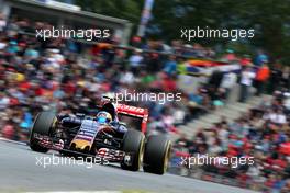 Carlos Sainz (ESP), Scuderia Toro Rosso  21.06.2015. Formula 1 World Championship, Rd 8, Austrian Grand Prix, Spielberg, Austria, Race Day.