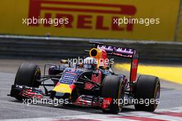 Daniel Ricciardo (AUS) Red Bull Racing RB11. 21.06.2015. Formula 1 World Championship, Rd 8, Austrian Grand Prix, Spielberg, Austria, Race Day.