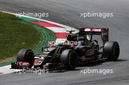 Pastor Maldonado (VEN) Lotus F1 E23. 21.06.2015. Formula 1 World Championship, Rd 8, Austrian Grand Prix, Spielberg, Austria, Race Day.