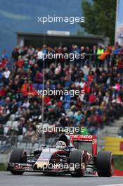 Carlos Sainz Jr (ESP) Scuderia Toro Rosso STR10. 20.06.2015. Formula 1 World Championship, Rd 8, Austrian Grand Prix, Spielberg, Austria, Qualifying Day.