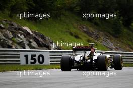 Pastor Maldonado (VEN) Lotus F1 E23. 20.06.2015. Formula 1 World Championship, Rd 8, Austrian Grand Prix, Spielberg, Austria, Qualifying Day.