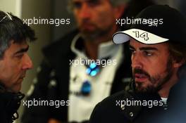 (L to R): Peter Prodromou (GBR) McLaren Chief Engineer with Fernando Alonso (ESP) McLaren. 20.06.2015. Formula 1 World Championship, Rd 8, Austrian Grand Prix, Spielberg, Austria, Qualifying Day.