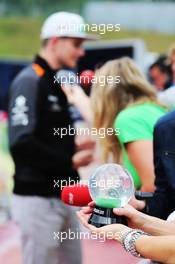 A snow globe. 18.06.2015. Formula 1 World Championship, Rd 8, Austrian Grand Prix, Spielberg, Austria, Preparation Day.