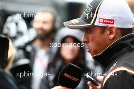 Pastor Maldonado (VEN) Lotus F1 Team with the media. 18.06.2015. Formula 1 World Championship, Rd 8, Austrian Grand Prix, Spielberg, Austria, Preparation Day.