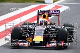 Daniel Ricciardo (AUS) Red Bull Racing RB11 running sensor equipment. 24.06.2015. Formula 1 Testing, Day Two, Spielberg, Austria, Wednesday.