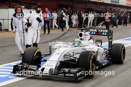 Felipe Massa (BRA) Williams FW37 in the pits. 21.02.2015. Formula One Testing, Day Three, Barcelona, Spain.