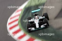 Lewis Hamilton (GBR) Mercedes AMG F1 W06 runs wide. 21.02.2015. Formula One Testing, Day Three, Barcelona, Spain.