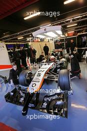 Nico Hulkenberg (GER) Sahara Force India F1 VJM07 in the pits. 22.02.2015. Formula One Testing, Day Four, Barcelona, Spain.