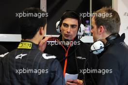 Tim Wright (GBR) Sahara Force India F1 Team Race Engineer (Centre) with Pascal Wehrlein (GER) Sahara Force India F1 Team (Left). 19.02.2015. Formula One Testing, Day One, Barcelona, Spain.
