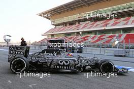 Daniel Ricciardo (AUS) Red Bull Racing RB11. 19.02.2015. Formula One Testing, Day One, Barcelona, Spain.