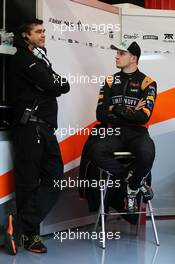 (L to R): Bradley Joyce (GBR) Sahara Force India F1 Race Engineer with Nico Hulkenberg (GER) Sahara Force India F1. 27.02.2015. Formula One Testing, Day Two, Barcelona, Spain.