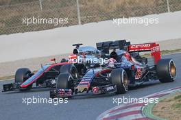 Jenson Button (GBR) McLaren MP4-30 and Jos Verstappen (NLD). 27.02.2015. Formula One Testing, Day Two, Barcelona, Spain.