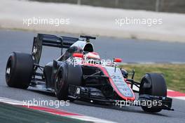 Jenson Button (GBR) McLaren MP4-30. 27.02.2015. Formula One Testing, Day Two, Barcelona, Spain.