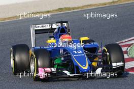 Felipe Nasr (BRA) Sauber C34 running flow-vis paint. 27.02.2015. Formula One Testing, Day Two, Barcelona, Spain.