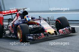 Carlos Sainz Jr (ESP) Scuderia Toro Rosso STR10 running sensor equipment. 26.02.2015. Formula One Testing, Day One, Barcelona, Spain.