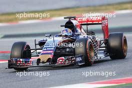 Carlos Sainz Jr (ESP) Scuderia Toro Rosso STR10. 26.02.2015. Formula One Testing, Day One, Barcelona, Spain.