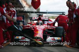 Kimi Raikkonen (FIN) Ferrari SF15-T practices a pit stop. 26.02.2015. Formula One Testing, Day One, Barcelona, Spain.