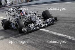 Daniil Kvyat (RUS) Red Bull Racing RB11. 26.02.2015. Formula One Testing, Day One, Barcelona, Spain.