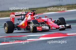 Kimi Raikkonen (FIN) Ferrari SF15-T. 26.02.2015. Formula One Testing, Day One, Barcelona, Spain.