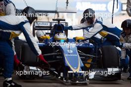 Marcus Ericsson (SWE) Sauber C34 practices a pit stop. 26.02.2015. Formula One Testing, Day One, Barcelona, Spain.