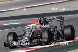 Daniil Kvyat (RUS) Red Bull Racing RB11. 26.02.2015. Formula One Testing, Day One, Barcelona, Spain.