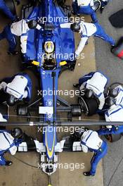 Marcus Ericsson (SWE) Sauber C34 practices a pit stop. 26.02.2015. Formula One Testing, Day One, Barcelona, Spain.