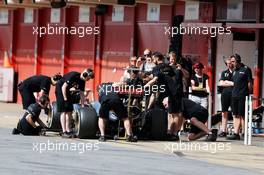 Jolyon Palmer (GBR) Lotus F1 E23 Test and Reserve Driver in the pits. 13.05.2015. Formula 1 Testing, Day Two, Barcelona, Spain, Wednesday.