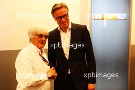(L to R): Bernie Ecclestone (GBR) and Frank Hoffmann (GER) RTL Television Programme Managing Director announce a contract extension for RTL to show F1 through 2016-17. 21.08.2015. Formula 1 World Championship, Rd 11, Belgian Grand Prix, Spa Francorchamps, Belgium, Practice Day.