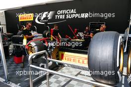 Pirelli tyre technicians. 21.08.2015. Formula 1 World Championship, Rd 11, Belgian Grand Prix, Spa Francorchamps, Belgium, Practice Day.