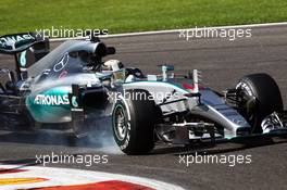 Lewis Hamilton (GBR) Mercedes AMG F1 W06 locks up under braking. 21.08.2015. Formula 1 World Championship, Rd 11, Belgian Grand Prix, Spa Francorchamps, Belgium, Practice Day.