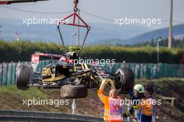 The damaged Lotus F1 E23 of Pastor Maldonado (VEN) Lotus F1 Team after he crashed in the first practice session. 21.08.2015. Formula 1 World Championship, Rd 11, Belgian Grand Prix, Spa Francorchamps, Belgium, Practice Day.