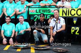 Race winner Lewis Hamilton (GBR) Mercedes AMG F1 celebrates with the team. 23.08.2015. Formula 1 World Championship, Rd 13, Belgian Grand Prix, Spa Francorchamps, Belgium, Race Day.