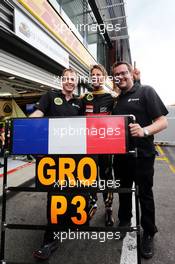 Romain Grosjean (FRA) Lotus F1 Team celebrates his third position with the team. 23.08.2015. Formula 1 World Championship, Rd 13, Belgian Grand Prix, Spa Francorchamps, Belgium, Race Day.
