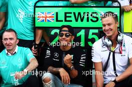 Race winner Lewis Hamilton (GBR) Mercedes AMG F1 celebrates with the team. 23.08.2015. Formula 1 World Championship, Rd 13, Belgian Grand Prix, Spa Francorchamps, Belgium, Race Day.