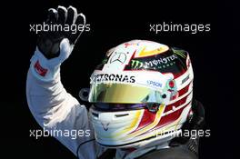 Lewis Hamilton (GBR) Mercedes AMG F1 celebrates his pole position in parc ferme. 22.08.2015. Formula 1 World Championship, Rd 11, Belgian Grand Prix, Spa Francorchamps, Belgium, Qualifying Day.