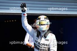 Lewis Hamilton (GBR) Mercedes AMG F1 celebrates his pole position in parc ferme. 22.08.2015. Formula 1 World Championship, Rd 11, Belgian Grand Prix, Spa Francorchamps, Belgium, Qualifying Day.