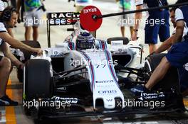 Valtteri Bottas (FIN) Williams FW37. 17.04.2015. Formula 1 World Championship, Rd 4, Bahrain Grand Prix, Sakhir, Bahrain, Practice Day